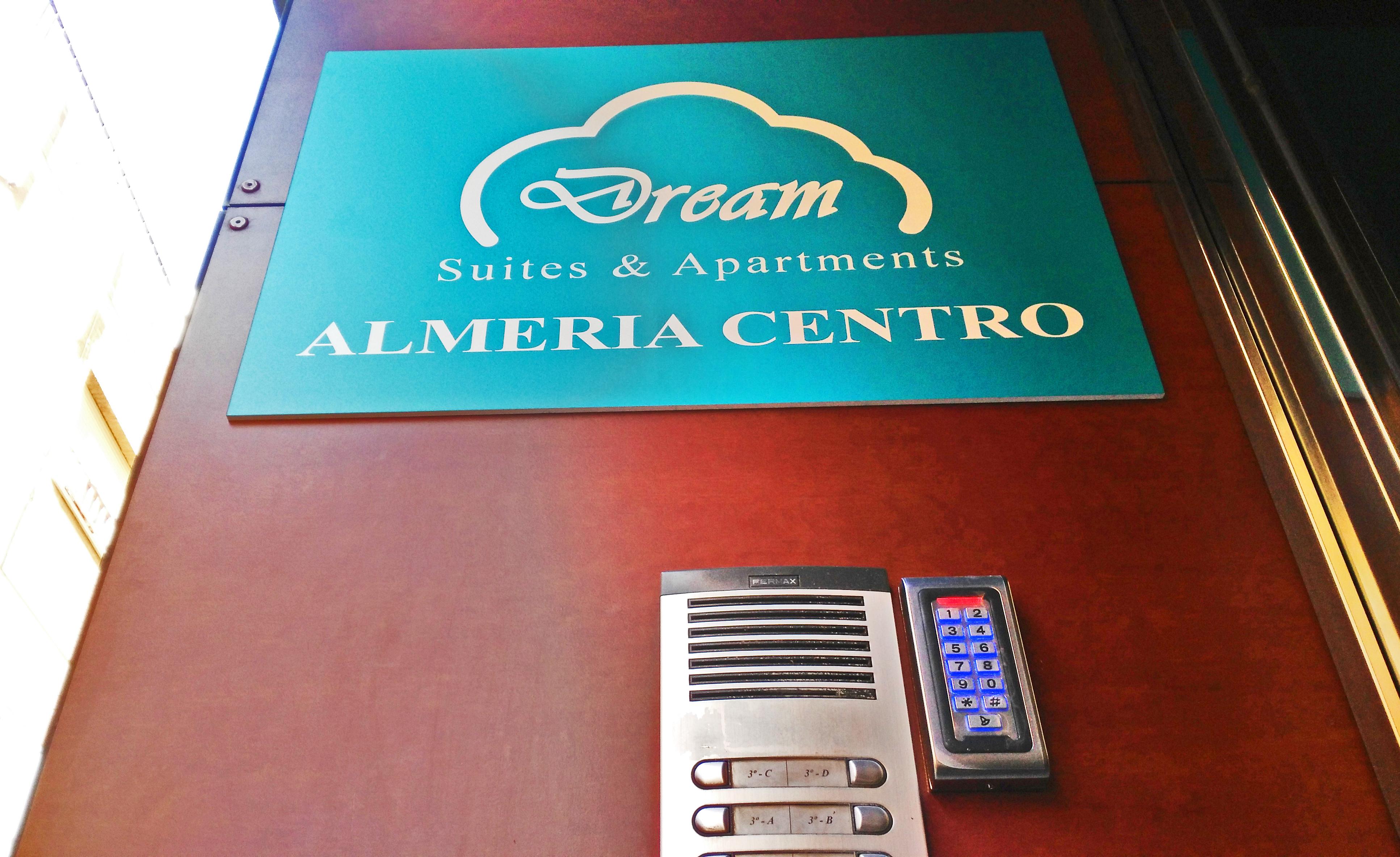 Dream Suites And Apartments Almeria Centro Екстер'єр фото