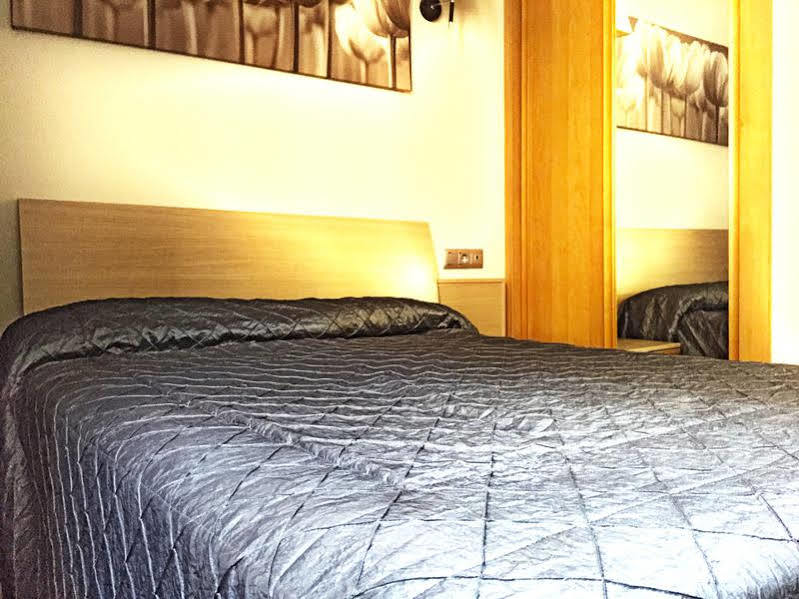 Dream Suites And Apartments Almeria Centro Екстер'єр фото
